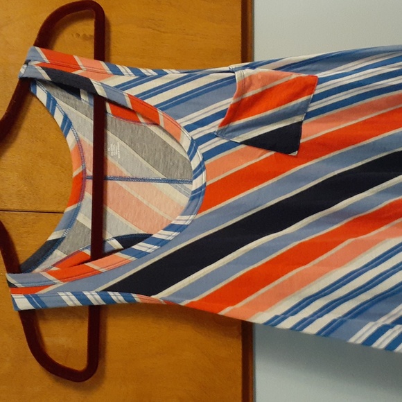 Forever 21 Tops - 3 colorful long sleeveless tunic tops, beautiful colors! Size large  forever 21